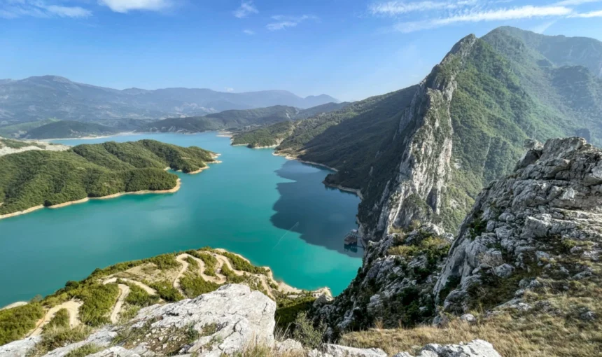 Bovilla Lake & Gamti Mountain